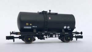 Revolution Trains 35t Class B Tanks N Gauge Unbranded Black Livery ADB999073 N35TB-103B