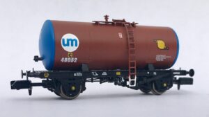 Revolution Trains 35t Class B Tanks N Gauge United Molasses Livery UM258 N35TB-106B
