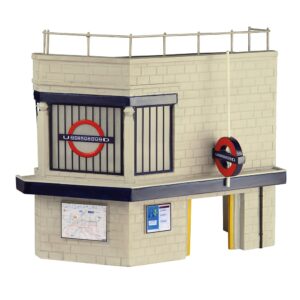 Bachmann 44-221 Scenecraft - Low Relief Underground Station, OO Gauge