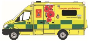 OXFORD DIECAST - 76MA007 MERCEDES AMBULANCE LONDON AMBULANCE SERVICE REMEMBRANCE DAY - OO gauge