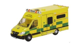 OXFORD DIECAST - NMA002 MERCEDES AMBULANCE LONDON - N gauge