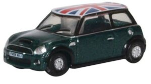OXFORD DIECAST - NNMN005 NEW MINI COOPER S BRITISH RACING GREEN AND UNION FLAG - N Gauge