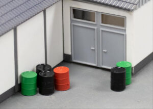 Gaugemaster Structures GM493 OO SCALE BARRELS 10PCS (PRE-BUILT) OO Gauge