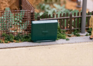 Gaugemaster Structures GM496 TELECOMS CABINETS 3PCS (PRE-BUILT) OO Gauge