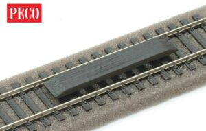 PECO SL-29 Decoupler RH type OO Gauge