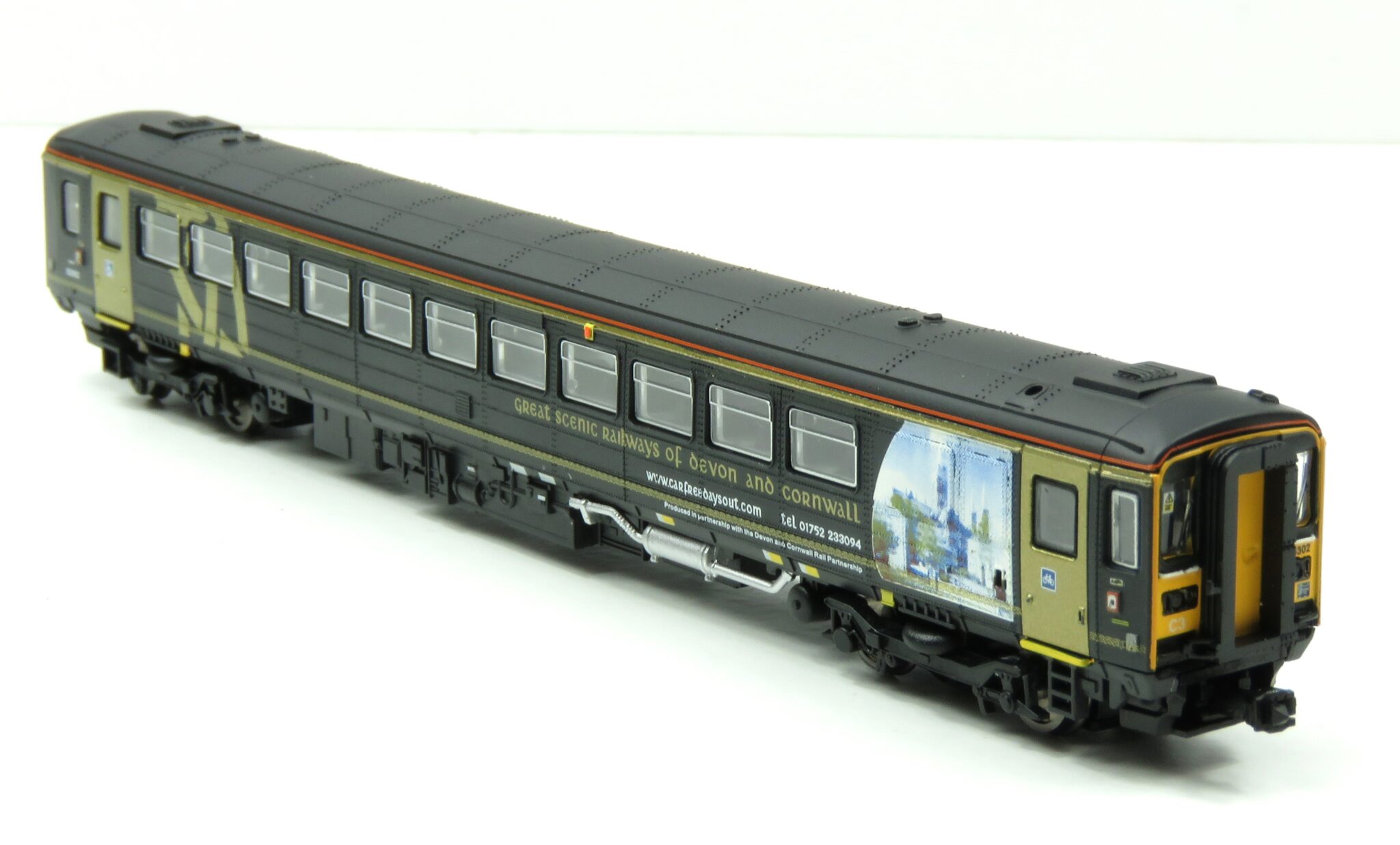 Dapol - 2D-020-003 - Class 153 - 153302 - N Gauge | in Wessex Trains ...