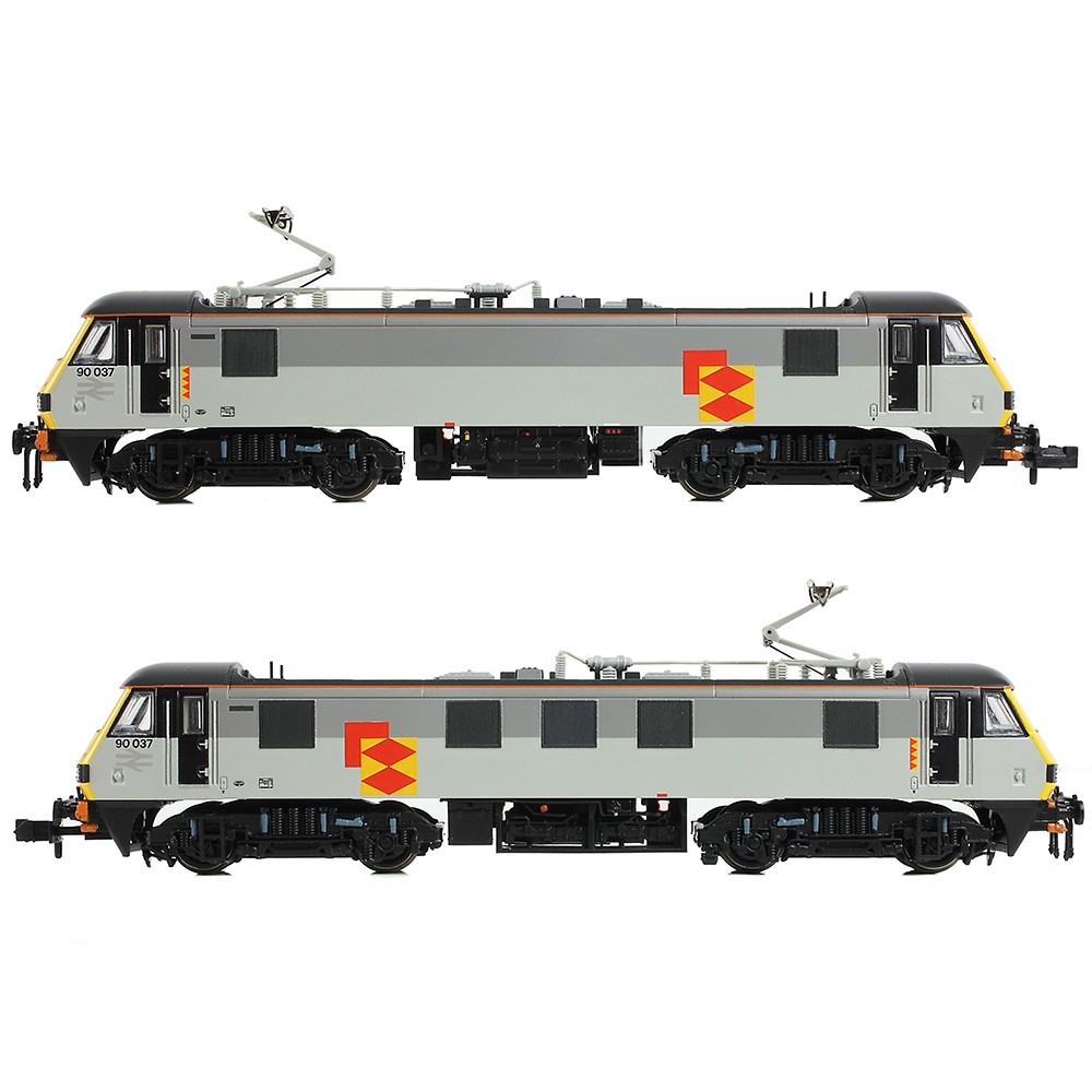 Graham Farish 371-781 Class 90/0 90037 BR Railfreight Distribution Sector DCC READY N GAUGE