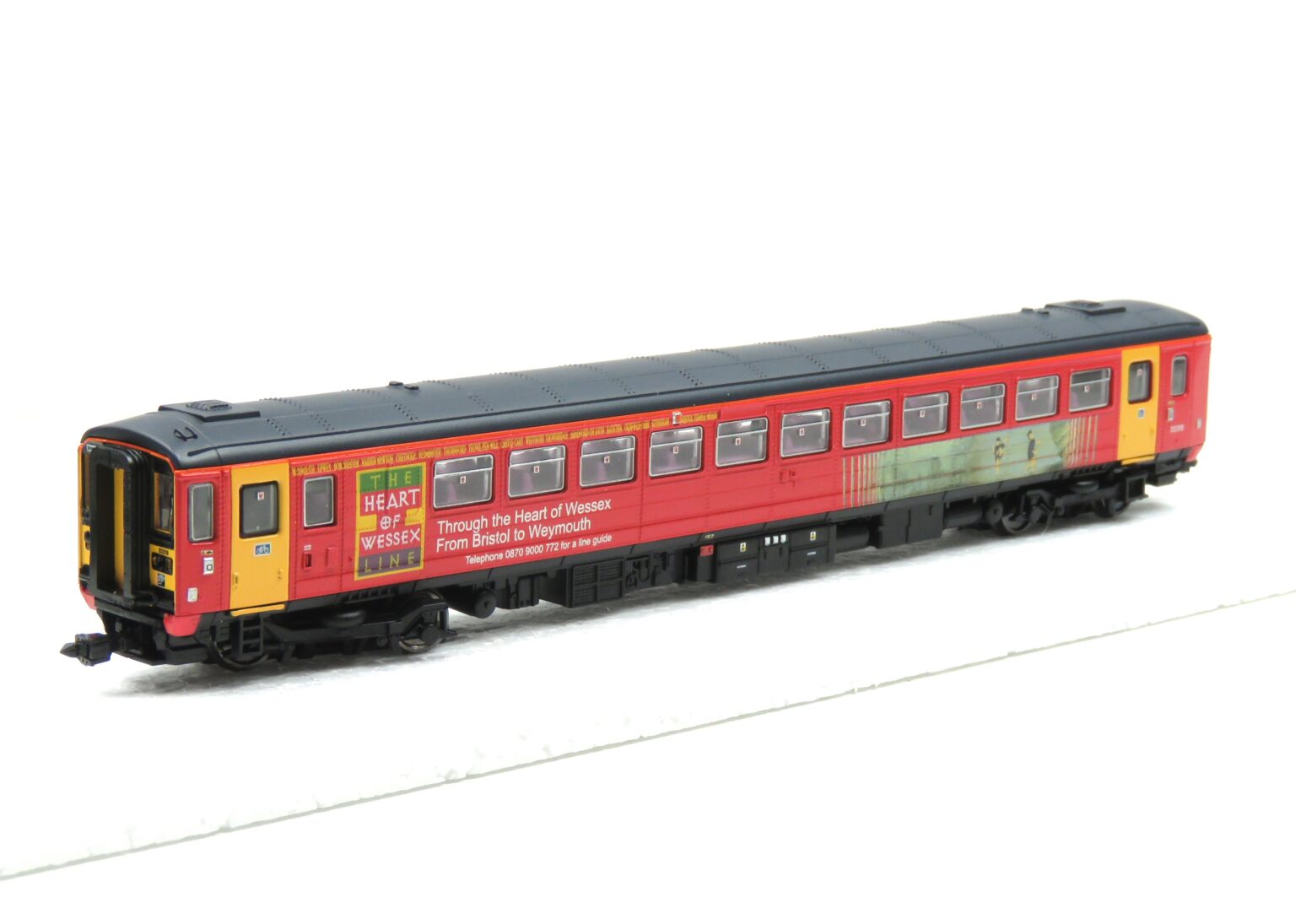 Dapol 2D-020-006 Class 153 - 153318 in WESSEX Trains Pink LIVERY DCC ...