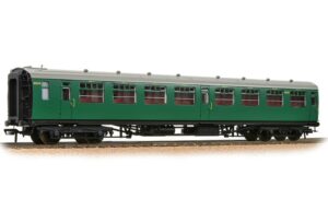 BACHMANN 34-775 SR Bulleid Third Corridor 10'' Vents BR (Ex-SR) Malachite Green OO Gauge