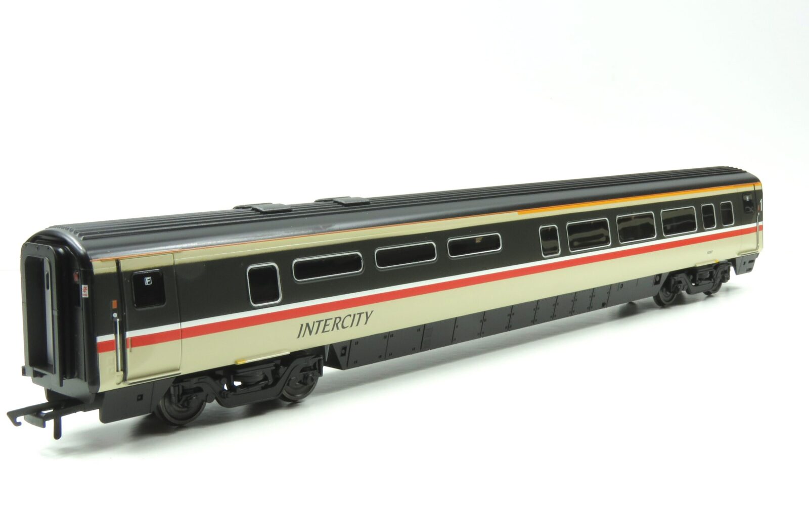 Hornby R40160 BR, Intercity Mk4 Standard/Kitchen, 10307 Coach F OO