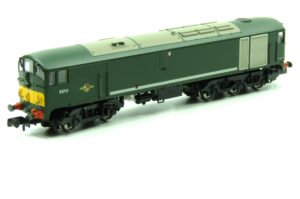 Rapido 905003 Class 28, D5713 BR Green Livery With Small Yellow Panel Metropolitan-Vickers Type 2 Co-Bo (Class 28) N Gauge