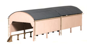 Peco - Ratio 527 Carriage Shed (320mm x 105mm) - OO Gauge