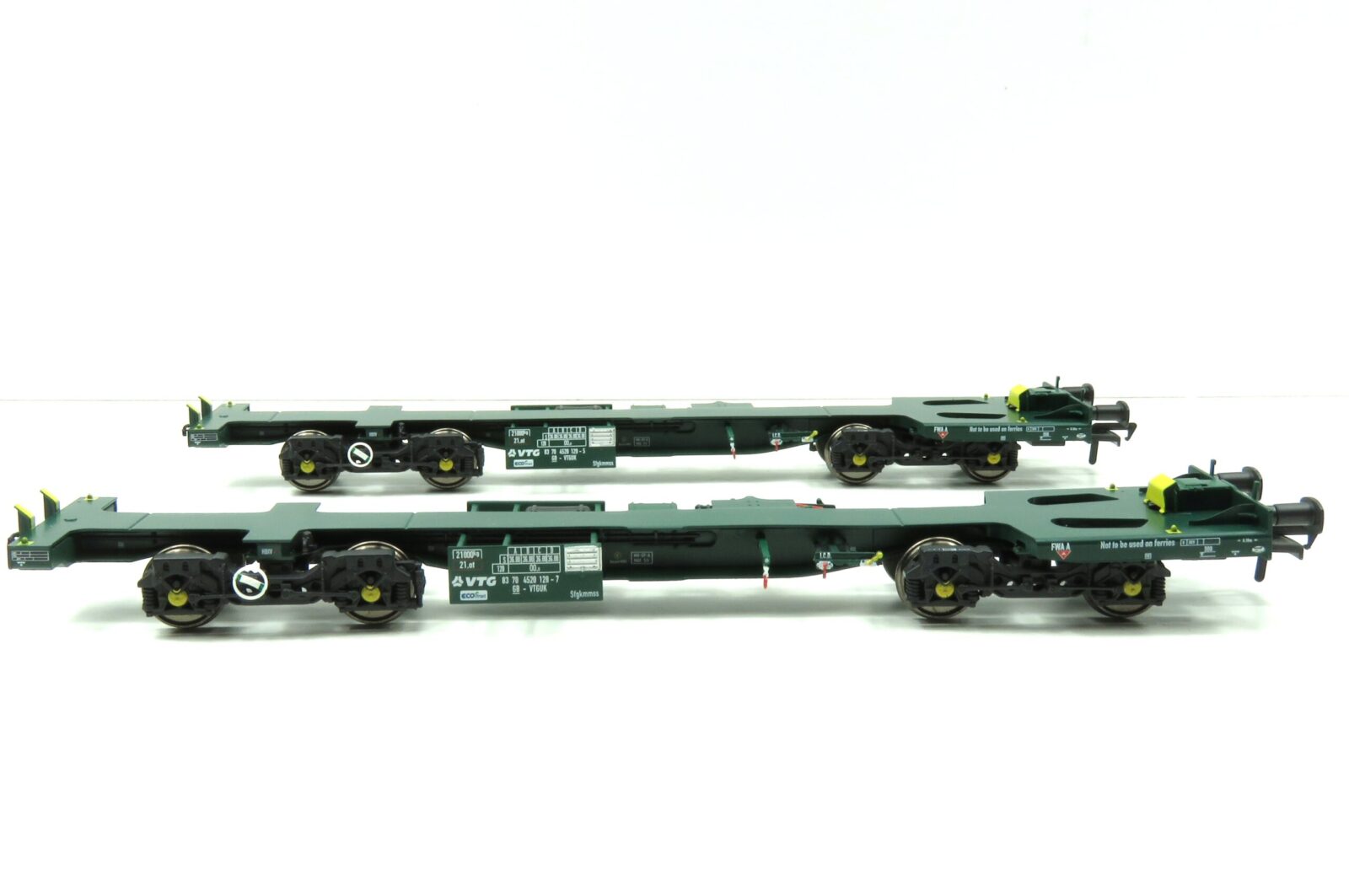 Revolution Trains OO-FWA-4101D ECOFRET FWA Container Flats - VTG LIVERY, TWIN SET PACK - OO Gauge OO-FWA-4101D