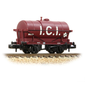 Graham Farish 373-682A 14T Tank Wagon 'ICI' Maroon N Gauge