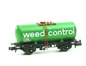 Revolution Trains 35t Class A Tank N Gauge in Chipmans Green Livery N35TA-205A TWIN PACK
