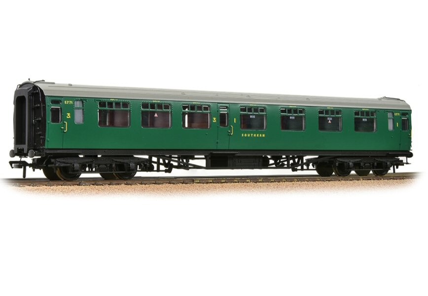 Bachmann 34-750 SR Bulleid Composite Corridor 10'' Vents SR Malachite Green OO Gauge