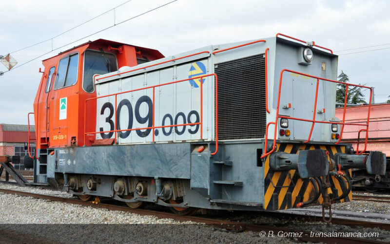 ELECTROTREN HE2012S LOCOMOTORA Serie 309 RENFE Estrella digital con sonido EUR 230,00 - ES ELECTROTREN HE2012S LOCOMOTORA Serie 309 RENFE Estrella digital con sonido EUR 230,00 - ES