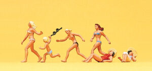 Preiser - PR10211 - On the Beach (6) Exclusive Figure Set