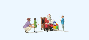 Preiser - PR10763 - Father Christmas w/Mother & Kids (4) Exclusive Figure Set