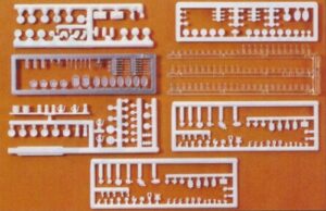 Preiser - PR17220 - Tableware and Food Kit