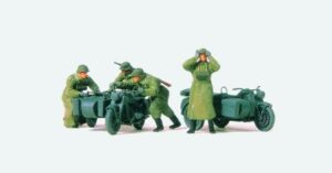 Preiser - PR72539 - German Reich 1939-45 Motorcycle Crew Pushing (4) Kit