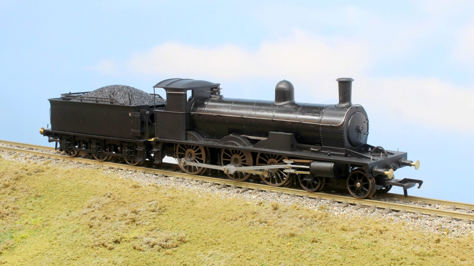 Rapido Trains 914504 Jones Goods No. 17920, LMS unlined black (early) - DCC SOUND OO Gauge