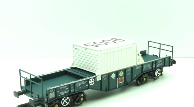 Revolution FNA-D Nuclear Flask Wagons - OO Gauge
