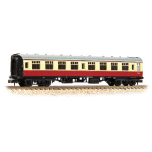 Graham Farish 374-060F - BR Mk1 SK Second Corridor BR Crimson & Cream - N Gauge