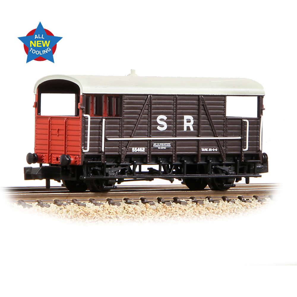 Graham Farish 378-026 SE&CR 25T 'Dance Hall' Brake Van SR Brown - N Gauge