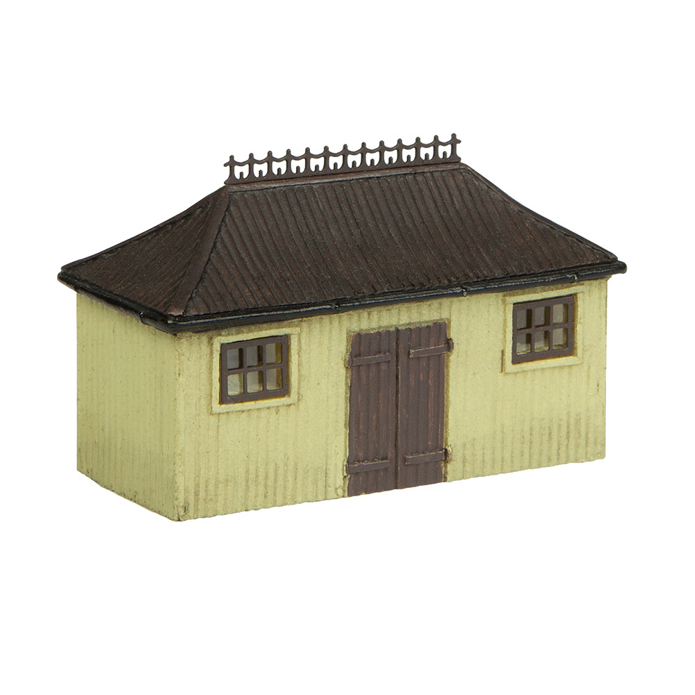 Graham Farish Scenecraft 42-0055S Pagoda Shed and Store Salmon and Cream - N Gauge