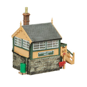 Graham Farish Scenecraft 42-0100G Midsomer Norton Signal Box Green - N Gauge