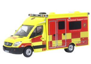 OXFORD DIECAST 76MA008 - MERCEDES AMBULANCE BEDFORDSHIRE FIRE & RESCUE SUPPORT UNIT - OO Gauge