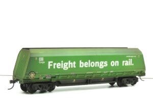 Bachmann 37-865KW HRA Bogie Hopper DB Cargo Green 'Freight belongs on rail.' - WEATHERED OO Gauge