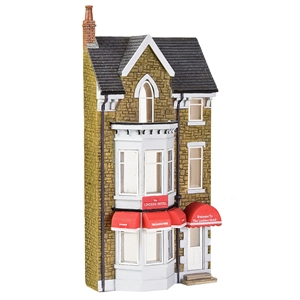 Scenecraft 44-0207 Low Relief Lindene Hotel - OO Gauge
