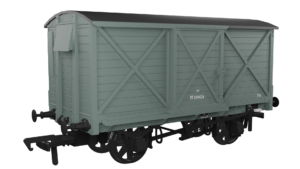 Rapido 976015 CR Dia.67 10t Van - BR No.M309426 - OO Gauge