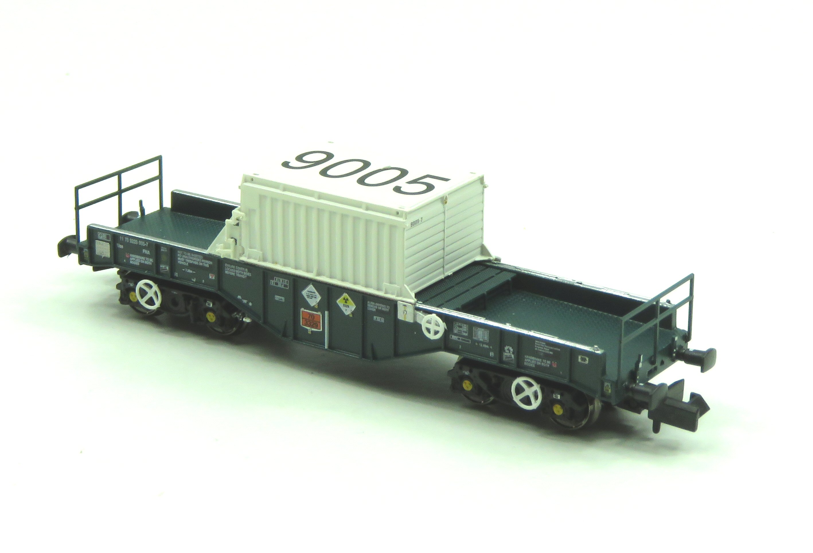 Revolution Trains - RT-FNAD-202 - FNA-D nuclear flask carrier – wagon number 11 70 9229 005-7 in N / 2mm Gauge