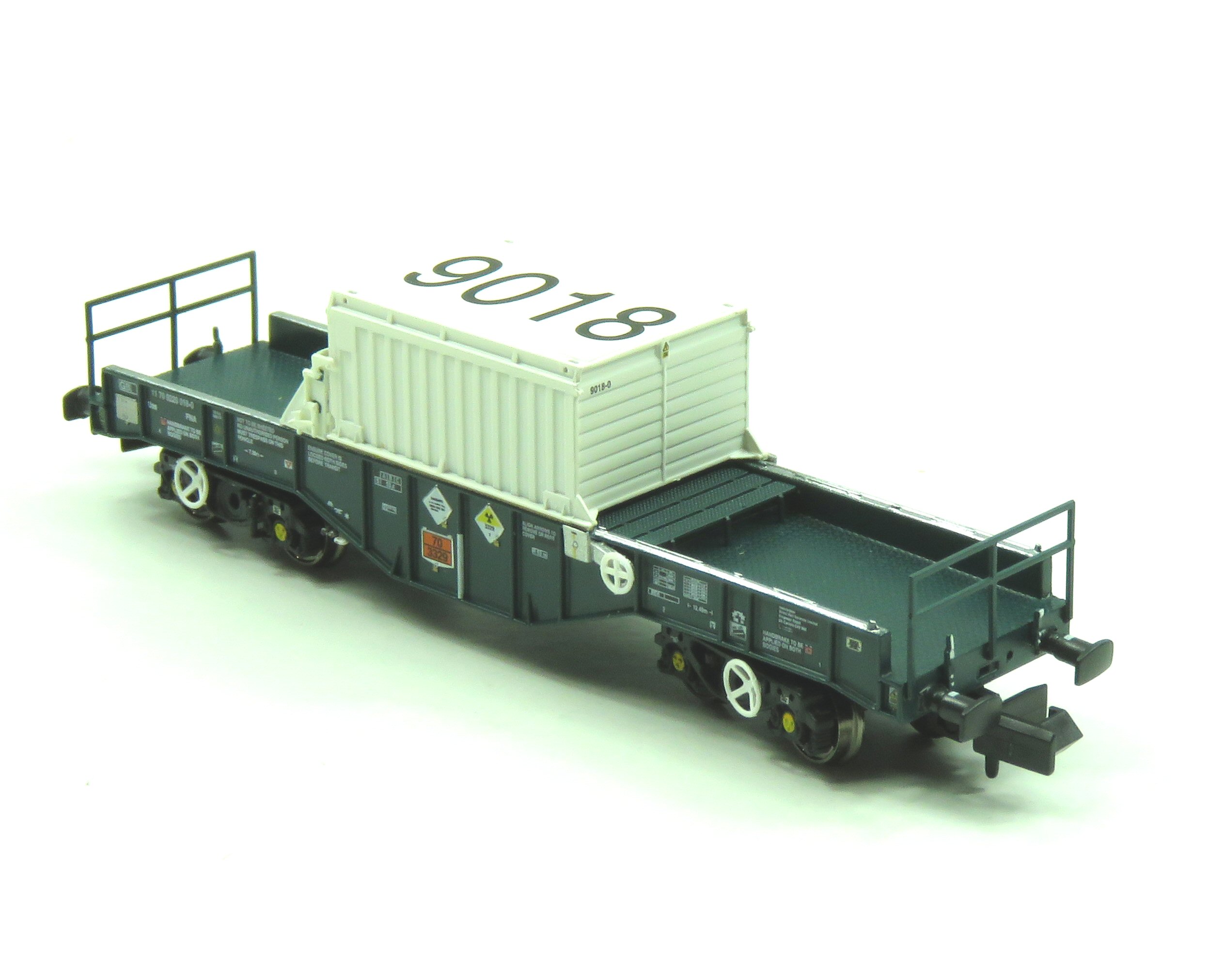 Revolution Trains - RT-FNAD-206 - FNA-D nuclear flask carrier – wagon number 11 70 9229 018-0 in N / 2mm Gauge