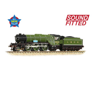 Graham Farish 372-611SF LNER V2 4843 'Kings Own Yorkshire Light Infantry' LNER Lined Green N - Gauge