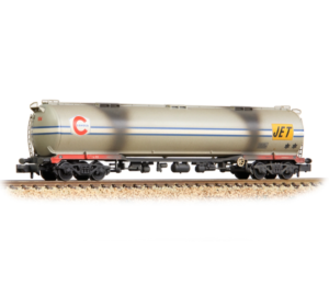 Graham Farish 373-563A BR 102T TEA Bogie Tank Wagon 'Conoco/Jet' Grey [Weathered] - N Gauge