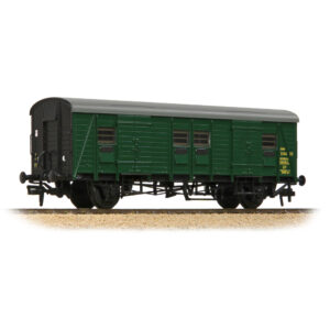 Branchline 39-526A SR PMV Parcels & Miscellaneous Van BR Crimson OO - Gauge