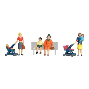 Woodland Scenics - WA1832 HO Moms & Kids - 1:87 Scale