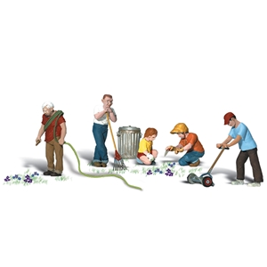 Woodland Scenics - WA1915 HO Lawn Workers - 1:87 Scale
