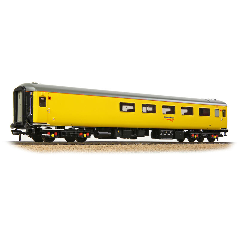 Mk2f Rfb Bachmann 39-689 BR Mk2F ex-RFB Staff Coach Network Rail Yellow - OO ...