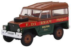 Oxford Diecast 43LRL006 Land Rover Lightweight Hardtop Fred Dibnah  - 1:43 Scale