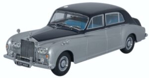Oxford Diecast 43RRP5001 Rolls Royce Phantom V James Young Navy/Sil  - 1:43 Scale