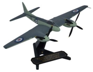 Oxford Diecast 72HOR004 DH Sea Hornet F20 VZ-708 801 Sqn. HMS Impl  - 1:72 Scale