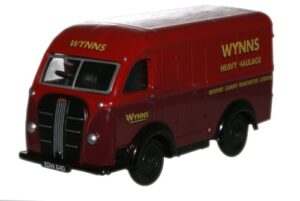 Oxford Diecast 76AK013 Austin 3 Way Van - Wynns  - 1:76 Scale