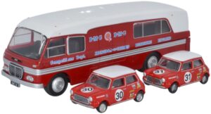 Oxford Diecast 76BMC003 BMC Car Transporter & Two Minis BMC Compet  - 1:76 Scale
