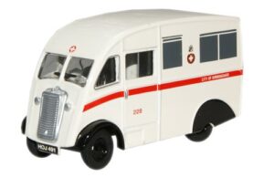 Oxford Diecast 76CM007 Commer Q25 Ambulance  - City Of Birmingham  - 1:76 Scale