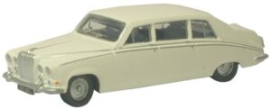 Oxford Diecast 76DS001 Daimler DS420 Limousine - O E White  - 1:76 Scale